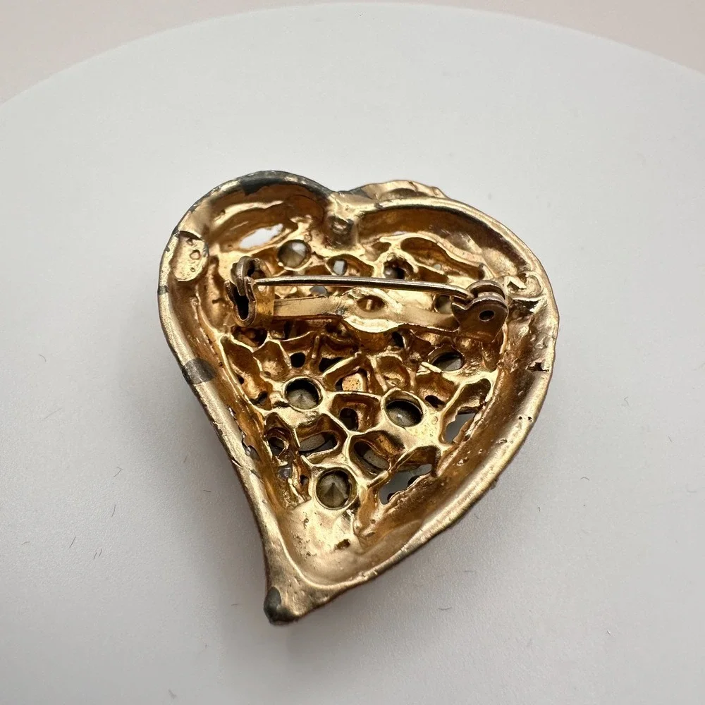 Vintage Y2K Gold Tone Heart AB Rhinestone Brooch Pin Classic Jewelry